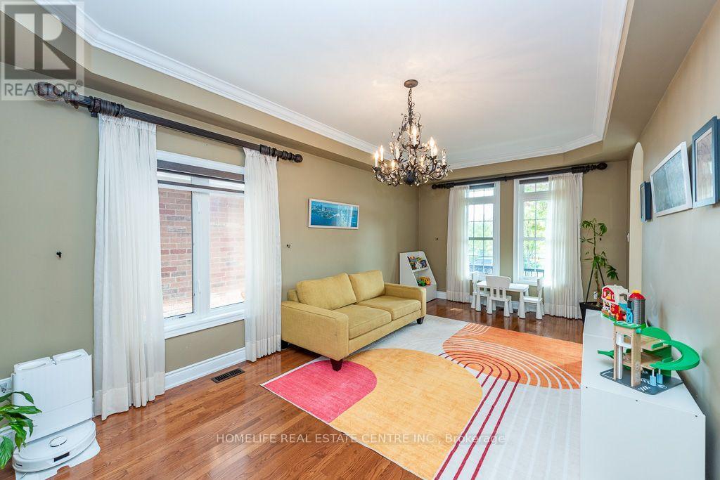 26 Imperial Lakes Drive Property Photo 7