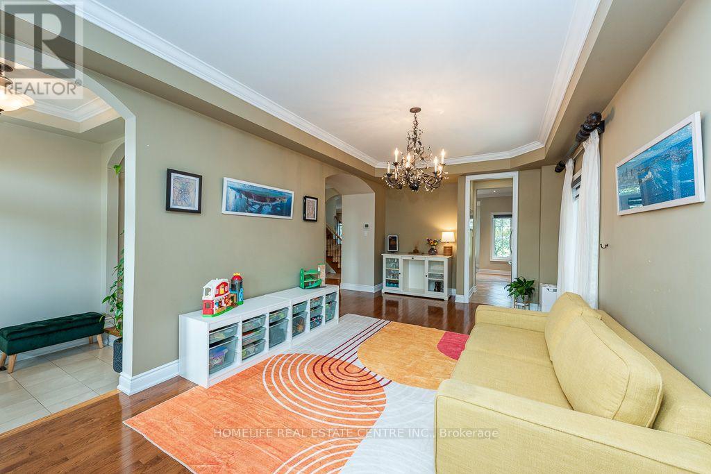 26 Imperial Lakes Drive Property Photo 8
