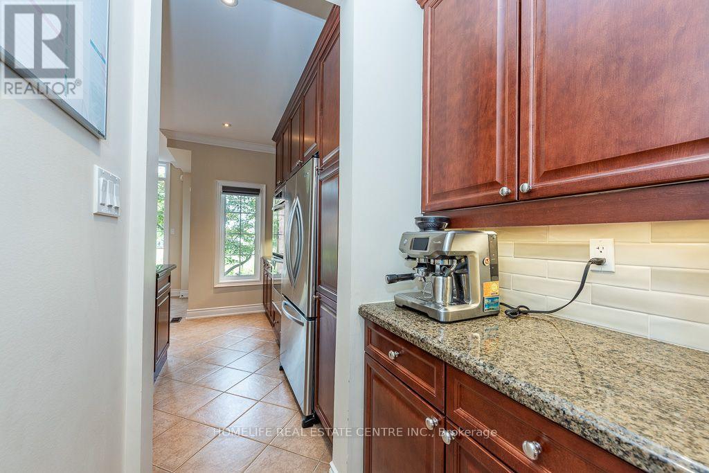 26 Imperial Lakes Drive Property Photo 11