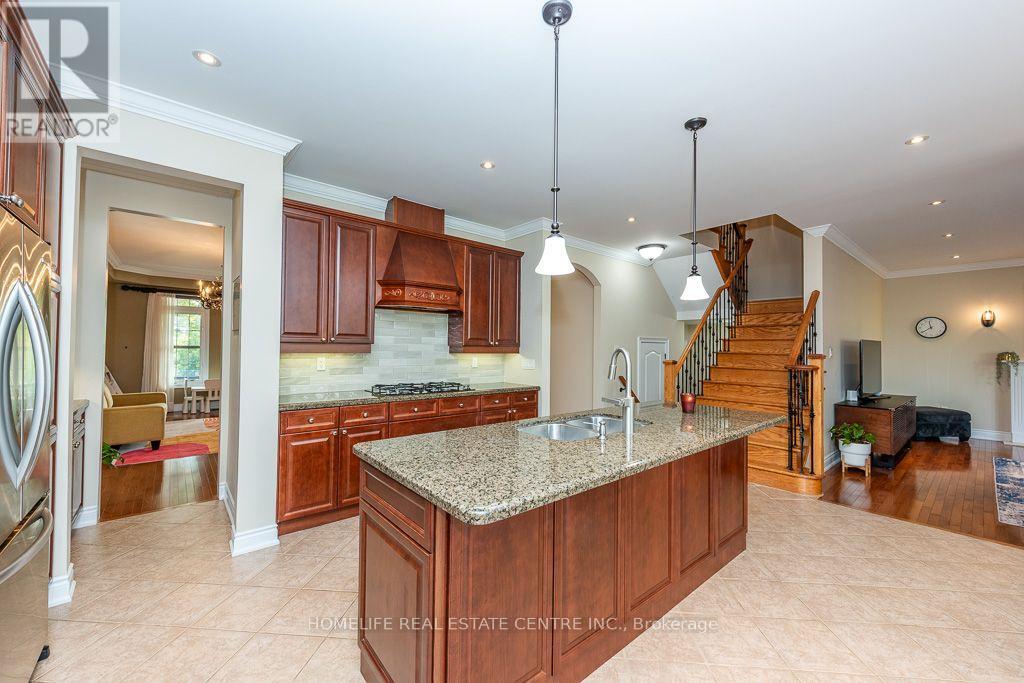26 Imperial Lakes Drive Property Photo 16