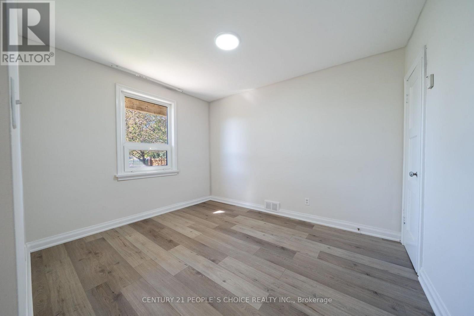 Main - 2510 Donnavale Drive Property Photo 18
