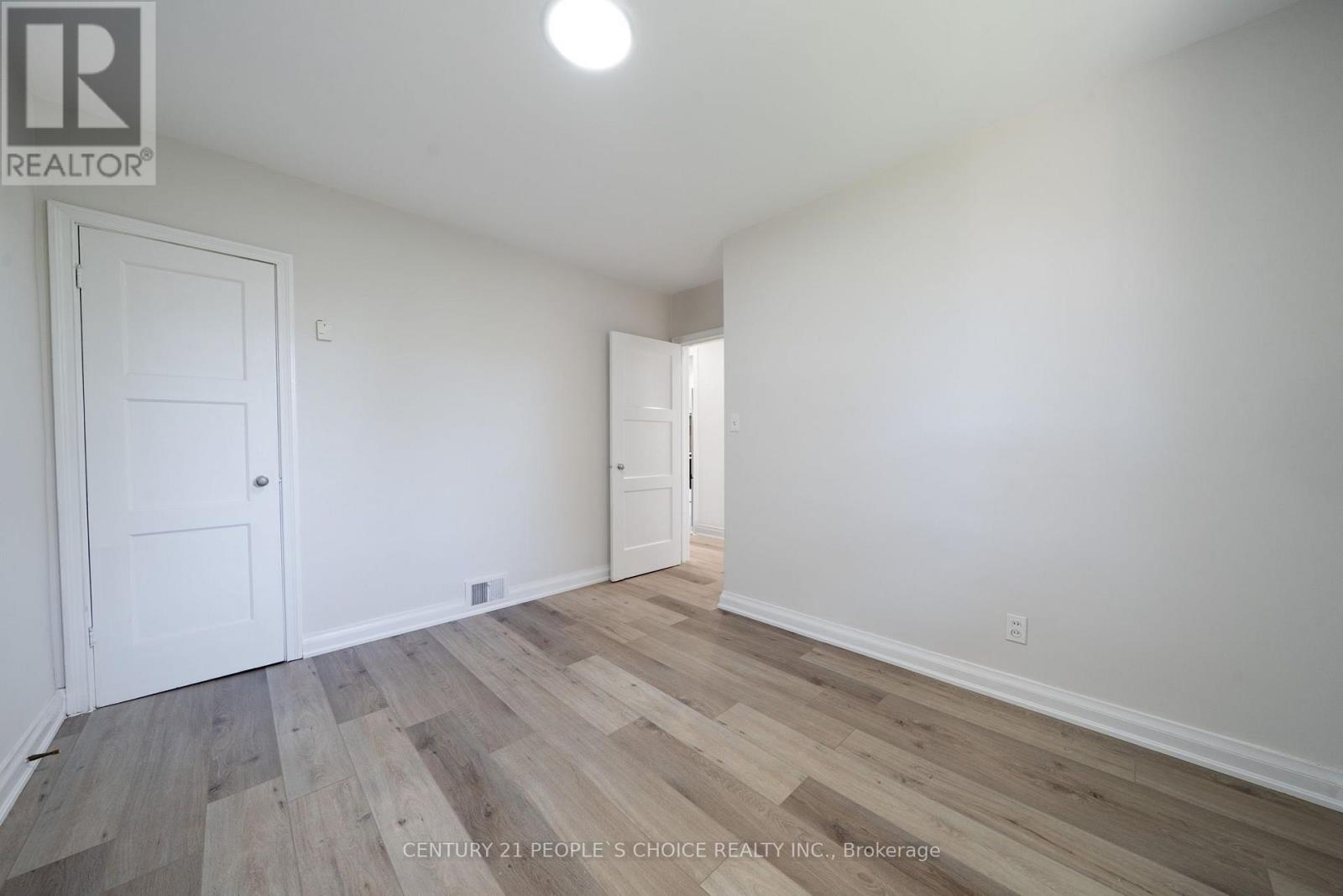 Main - 2510 Donnavale Drive Property Photo 19