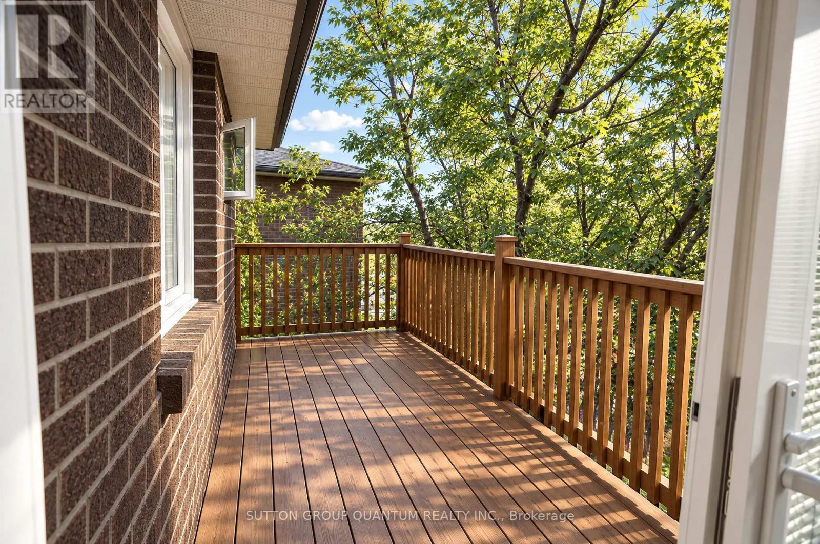 5254 Charnwood Crescent Property Photo 12