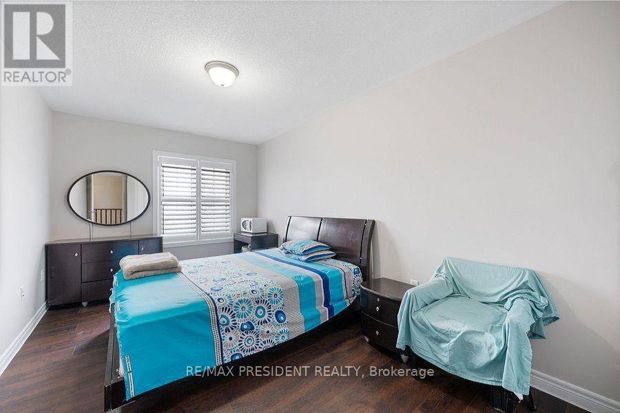 35 Fresnel Road Property Photo 9