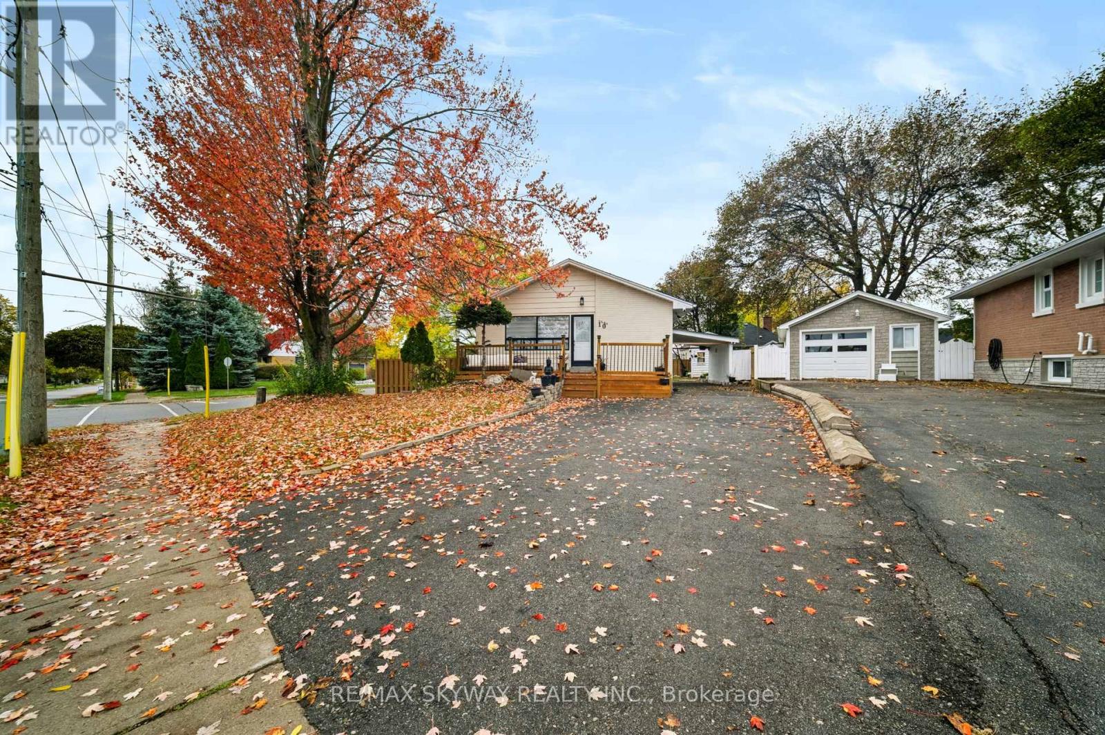 10 Rexway Drive Property Photo 3