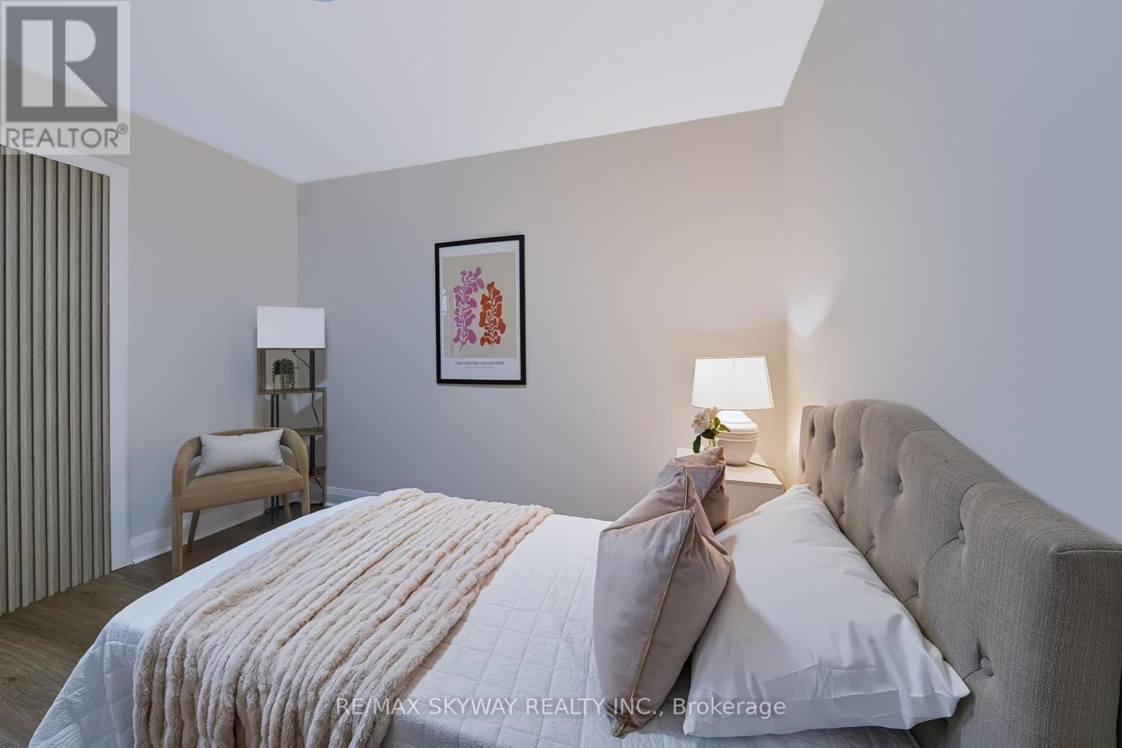 10 Rexway Drive Property Photo 19