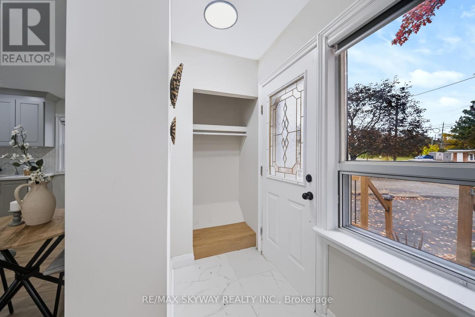 10 Rexway Drive Property Photo 29