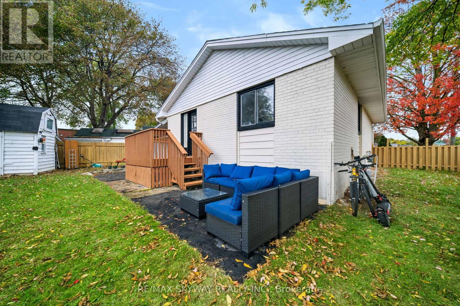 10 Rexway Drive Property Photo 36