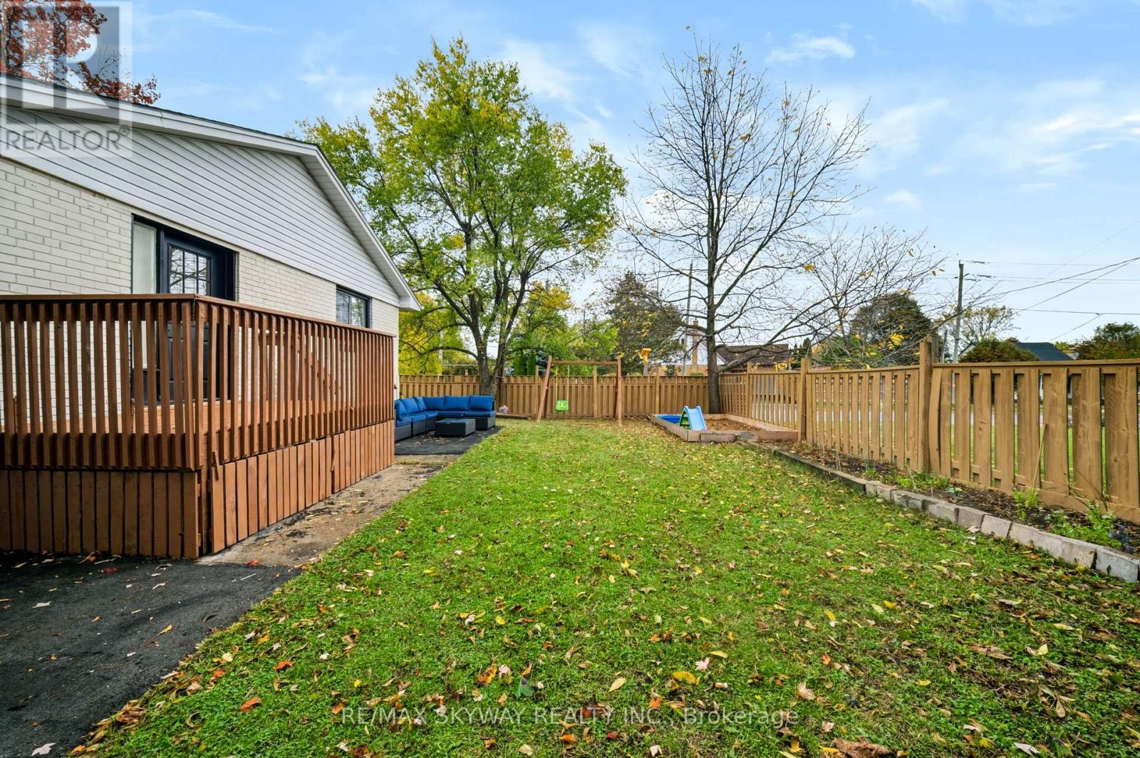 10 Rexway Drive Property Photo 39