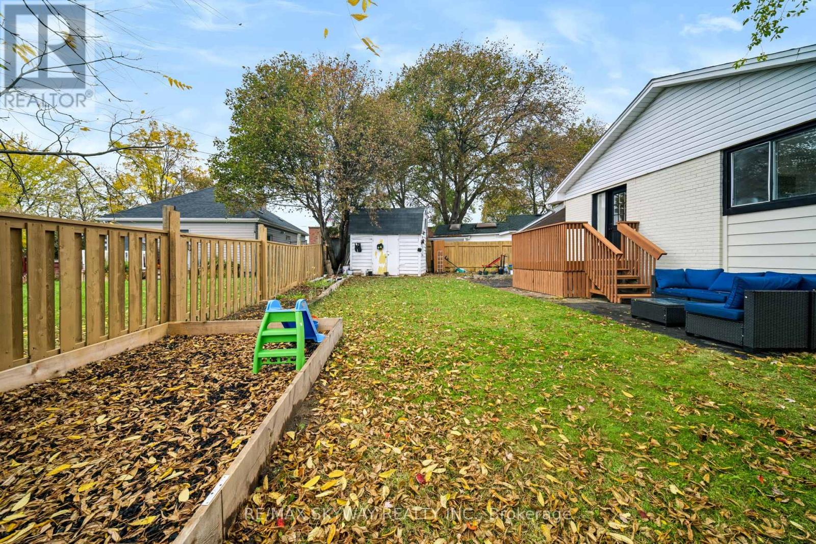 10 Rexway Drive Property Photo 42