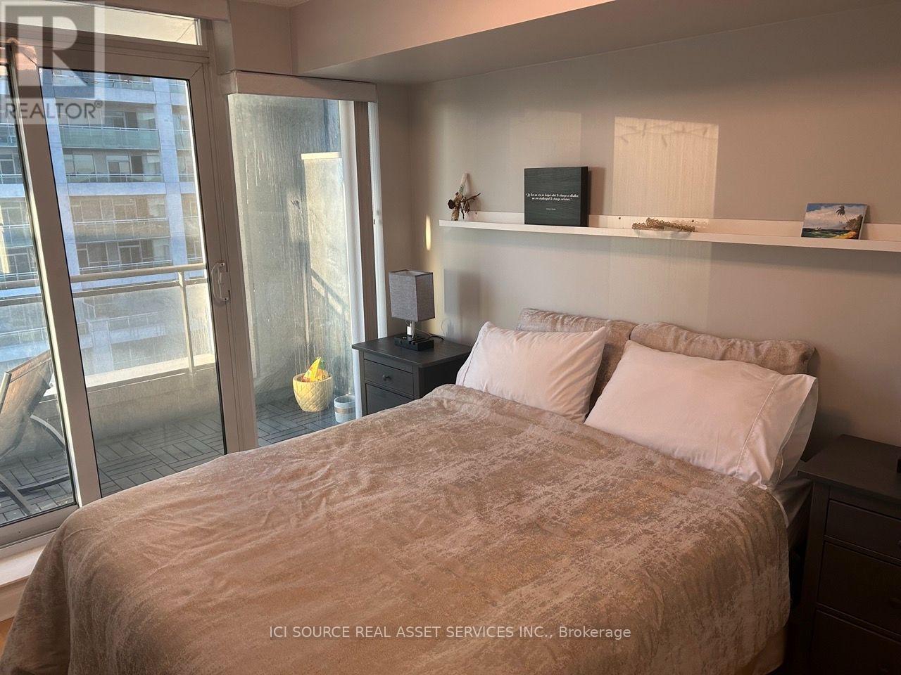 915 - 2121 Lake Shore Boulevard W Property Photo 7