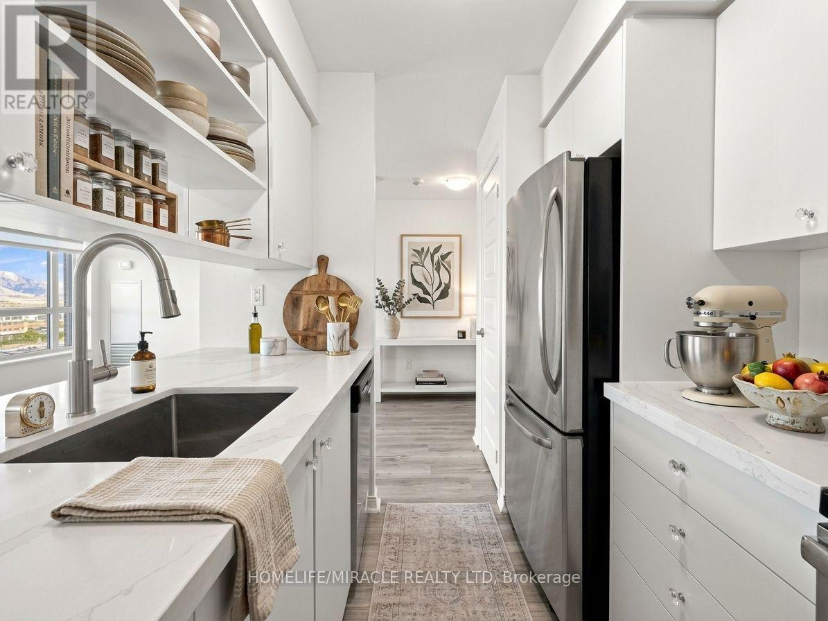 1710 - 215 Queen Street E Property Photo 7