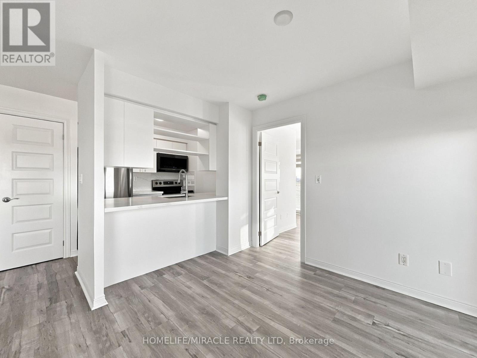 1710 - 215 Queen Street E Property Photo 13