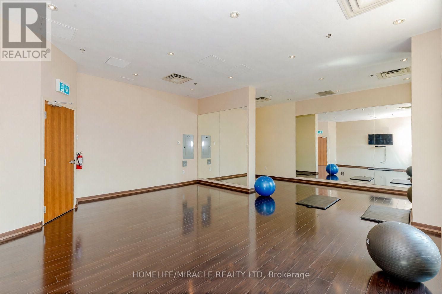 1710 - 215 Queen Street E Property Photo 21