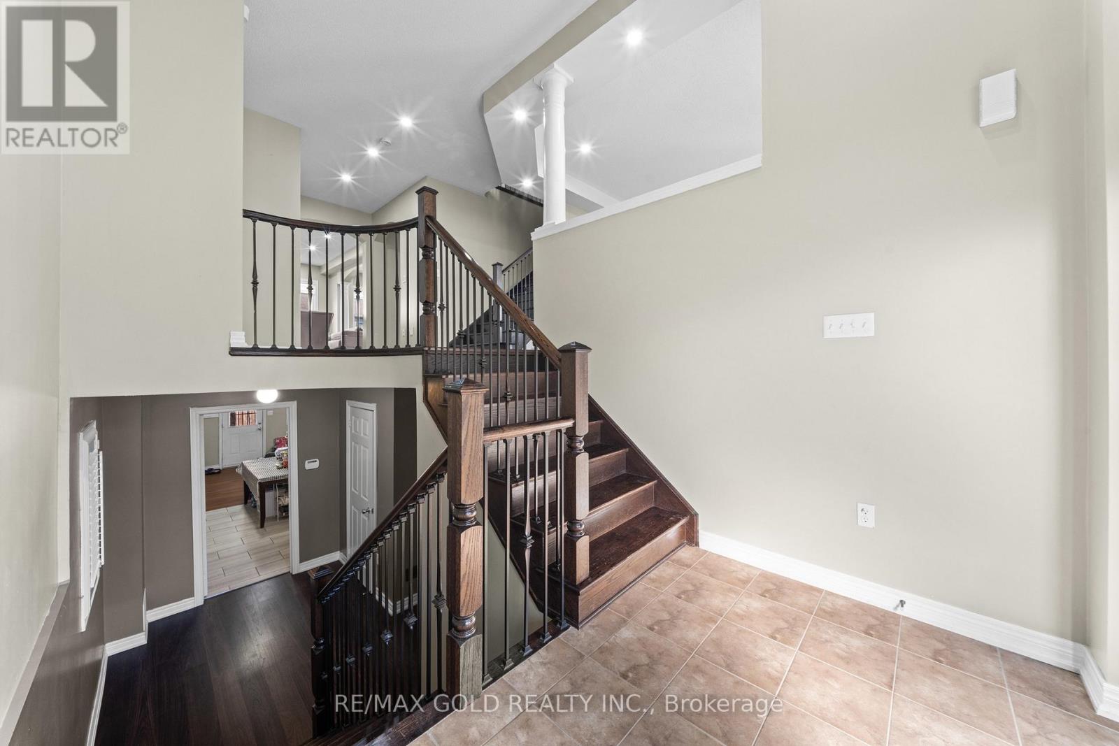 11 Clearfield Drive Property Photo 3