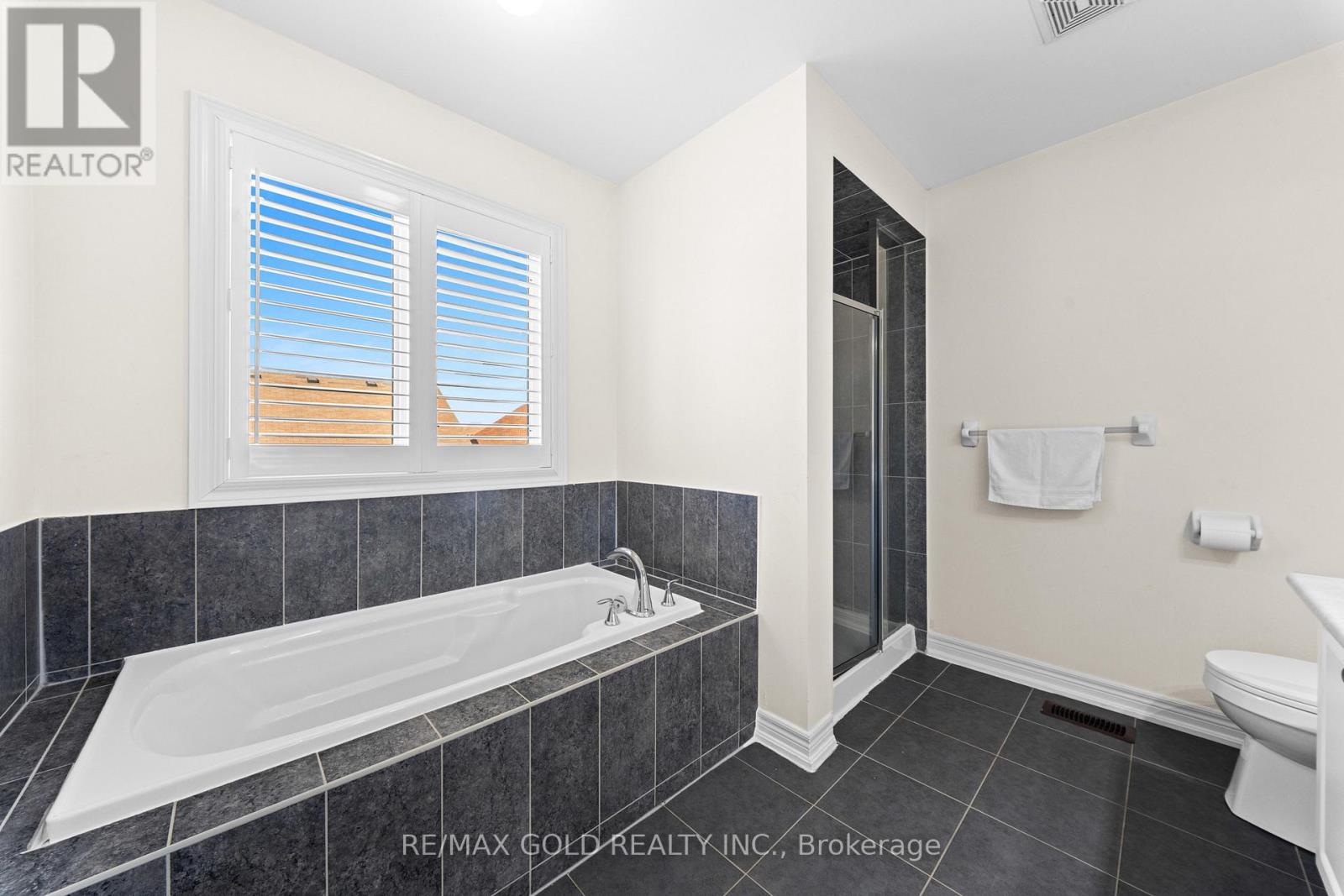 11 Clearfield Drive Property Photo 18