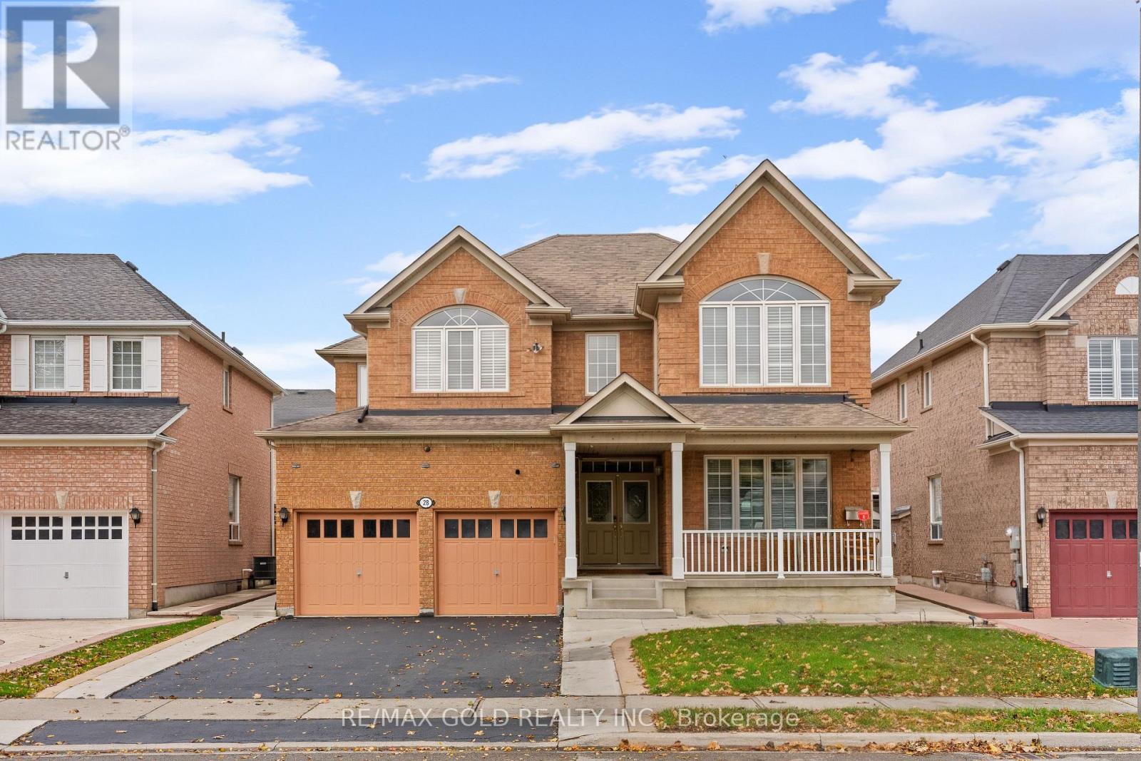 28 Latania Boulevard Property Photo 1