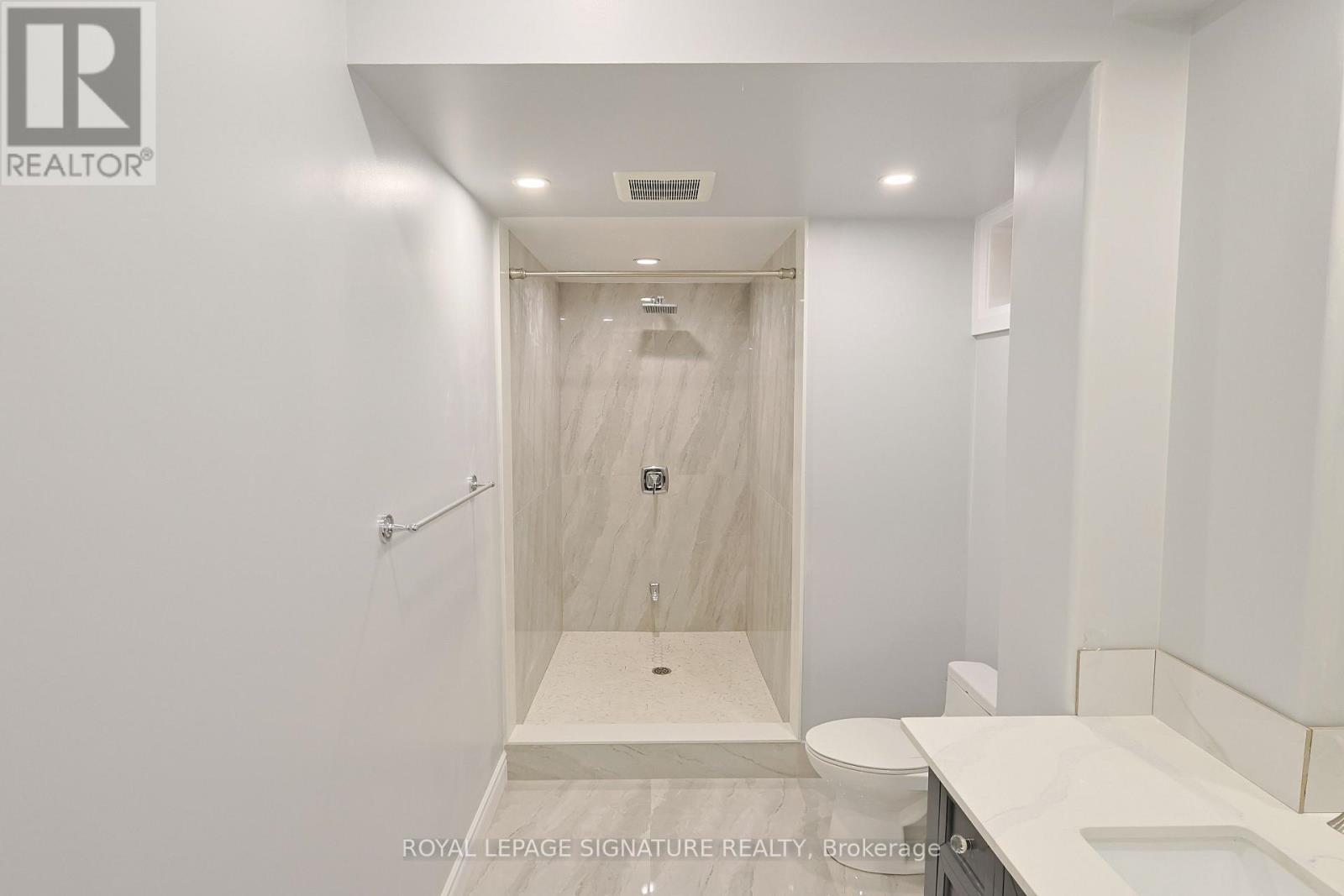 Lower - 380 Mcgibbon Drive Property Photo 8