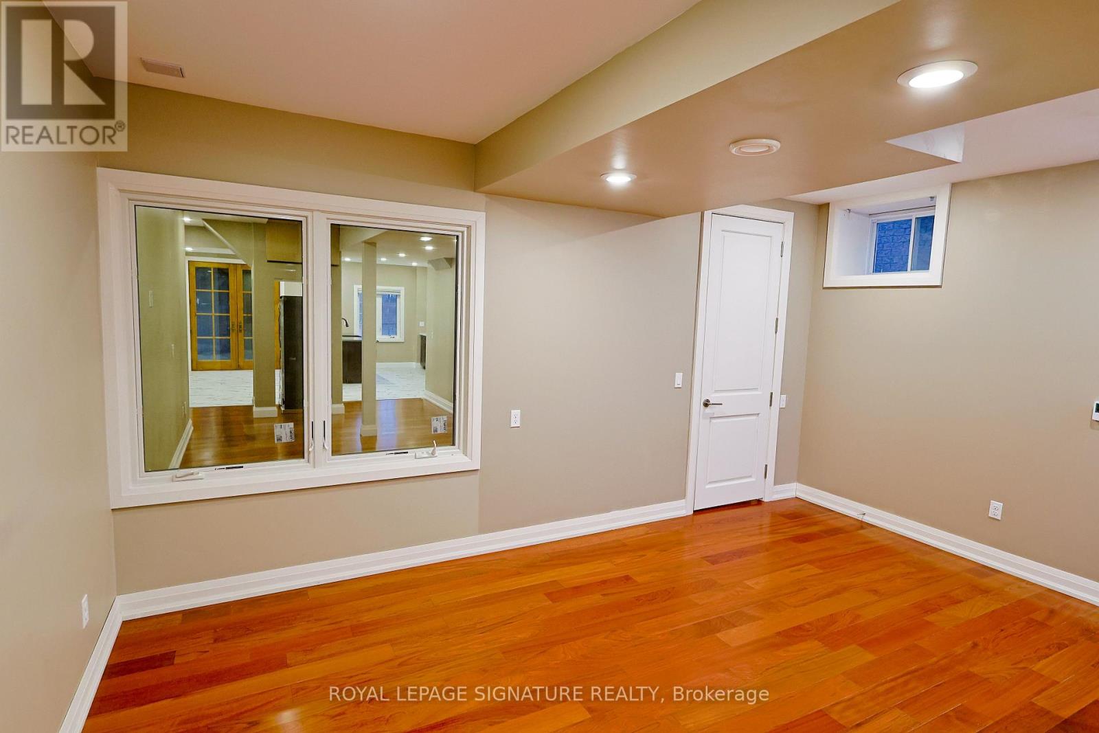 Lower - 380 Mcgibbon Drive Property Photo 12