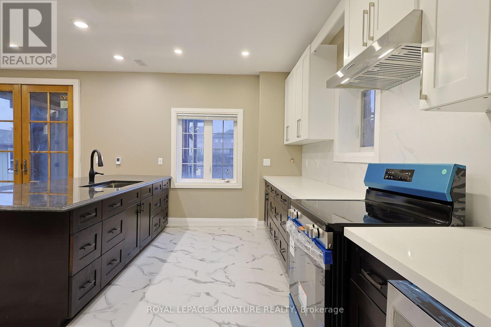 Lower - 380 Mcgibbon Drive Property Photo 19
