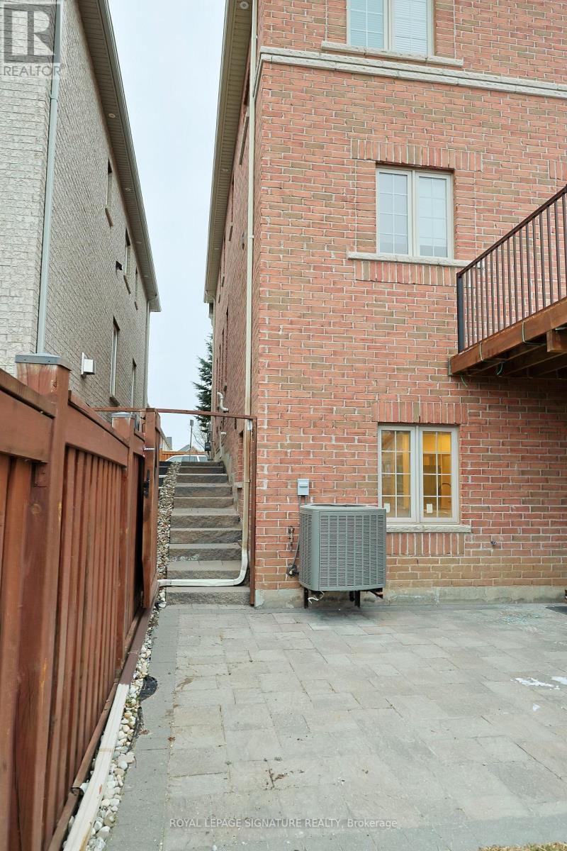 Lower - 380 Mcgibbon Drive Property Photo 23