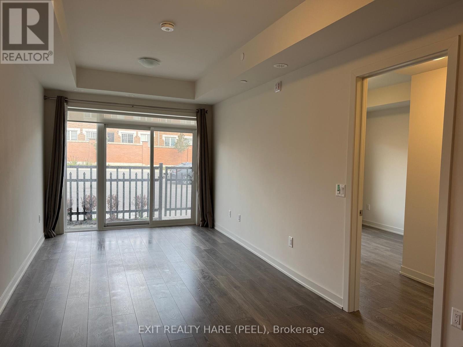 115 - 62 Sky Harbour Drive Property Photo 3