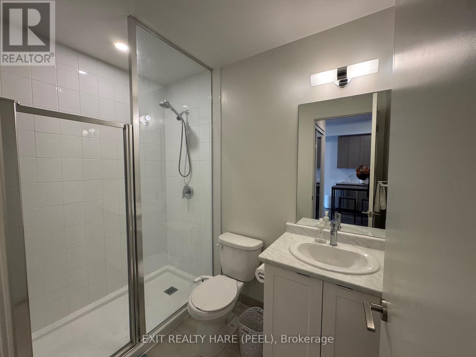 115 - 62 Sky Harbour Drive Property Photo 7