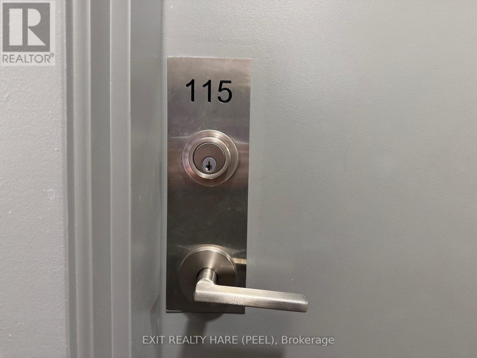 115 - 62 Sky Harbour Drive Property Photo 8