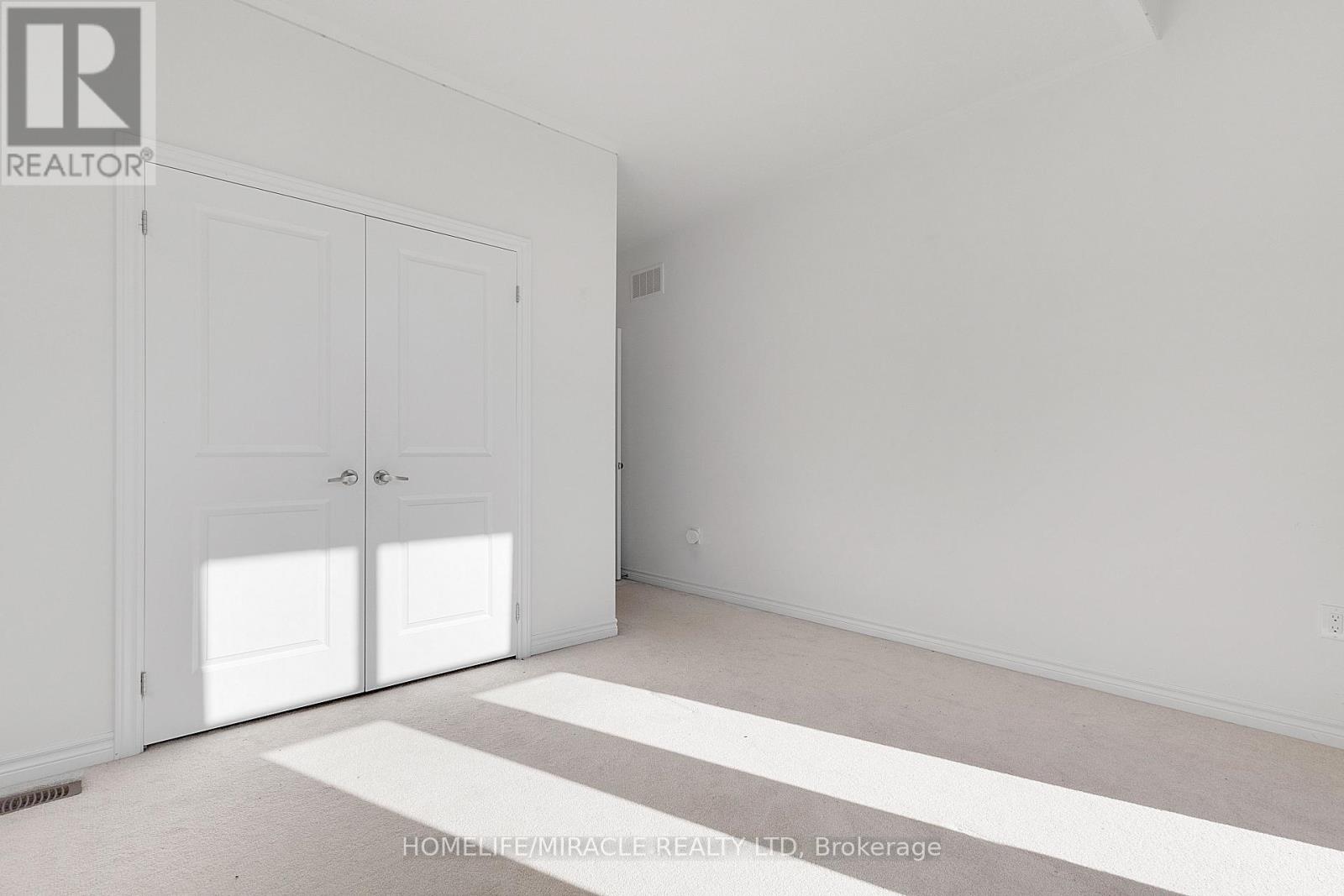 45 Calabria Drive Property Photo 19