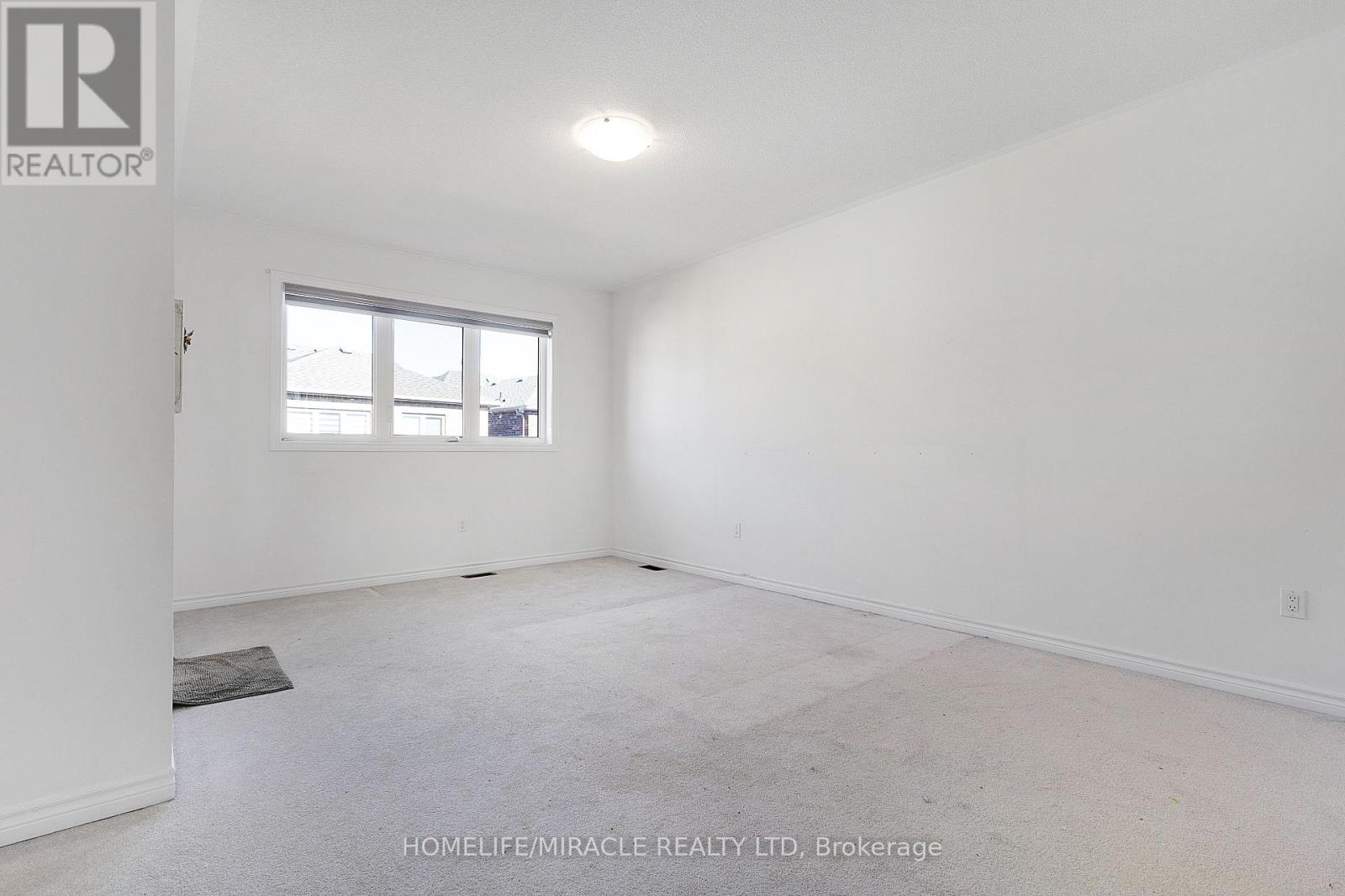 45 Calabria Drive Property Photo 26