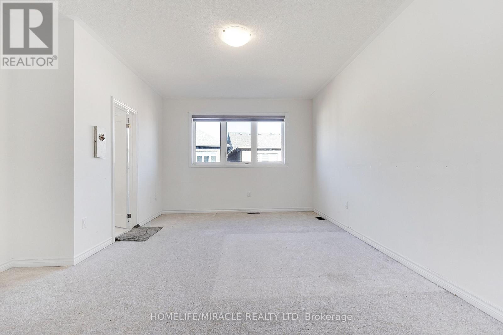 45 Calabria Drive Property Photo 27