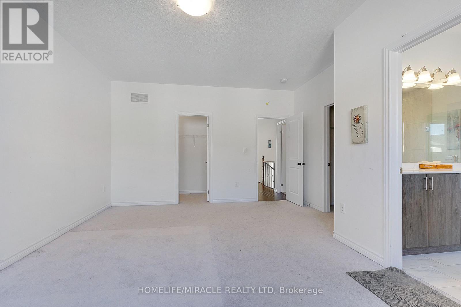 45 Calabria Drive Property Photo 29