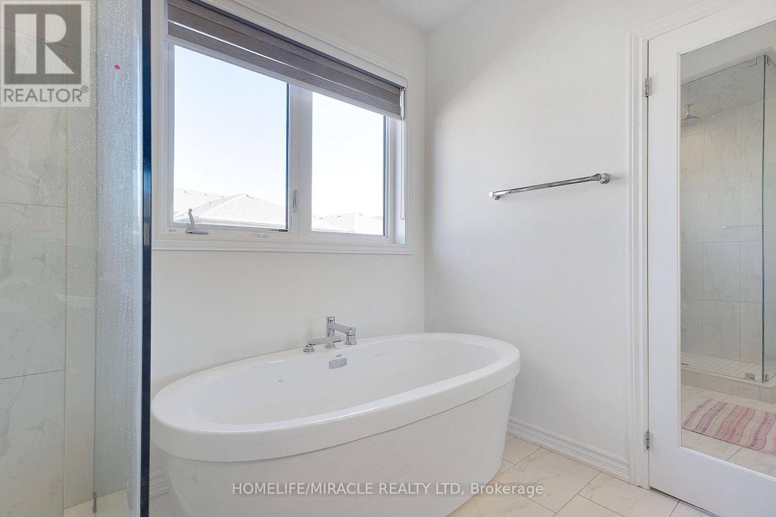 45 Calabria Drive Property Photo 31
