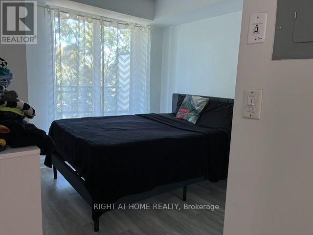 304 - 2119 Lakeshore Boulevard W Property Photo 8