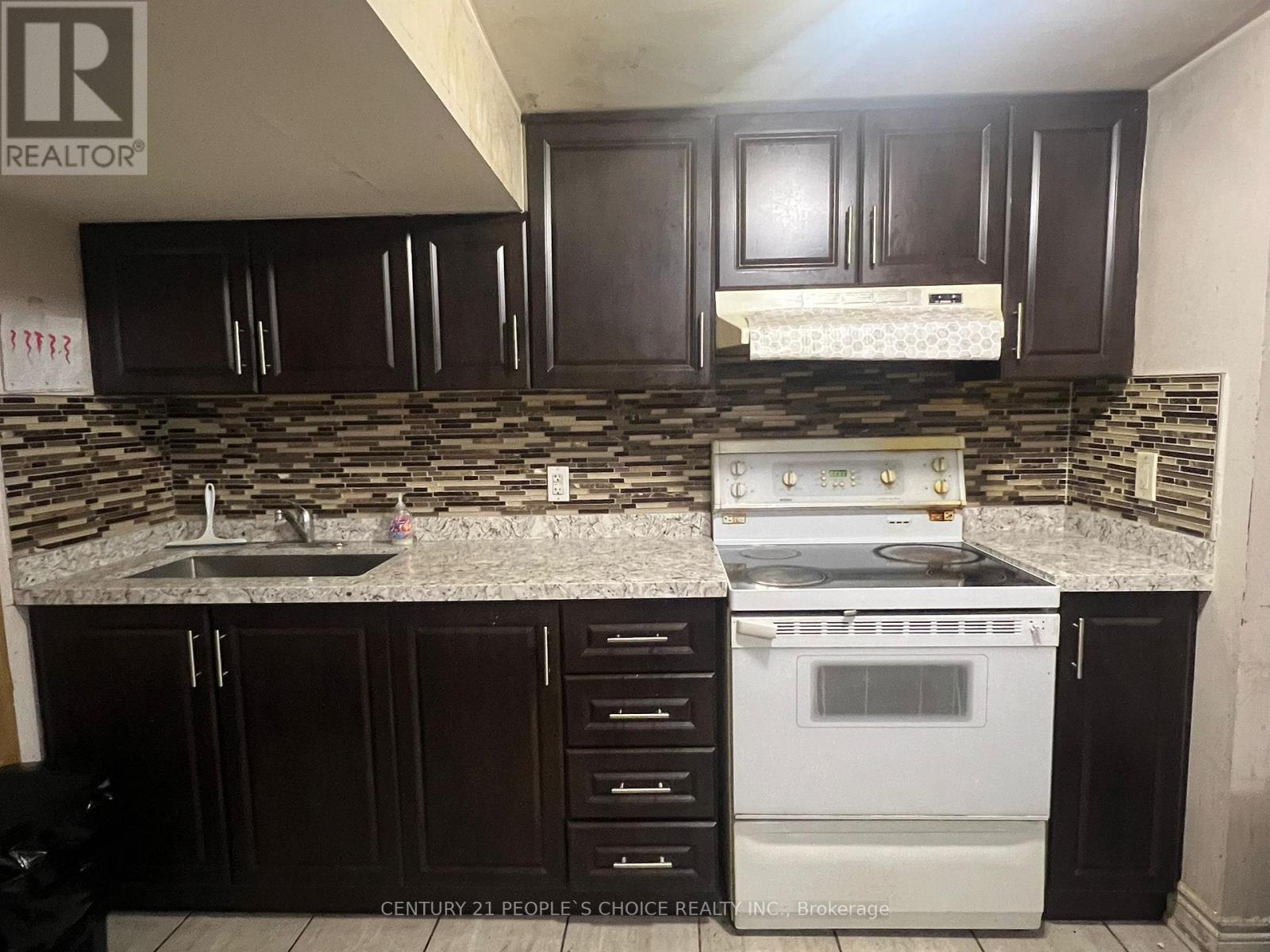 67 Cornwall Road Property Photo 2