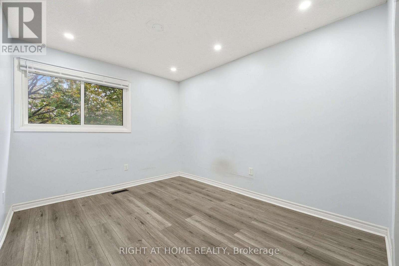 21 - 35 Chipstead Avenue Property Photo 24