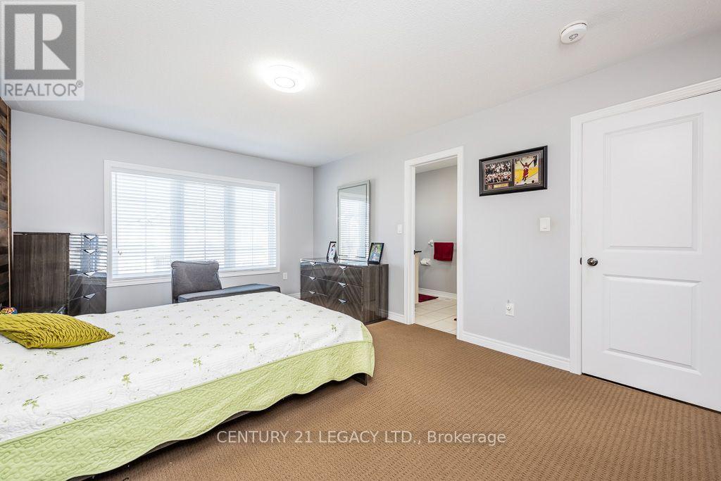 36 Monument Trail Property Photo 25
