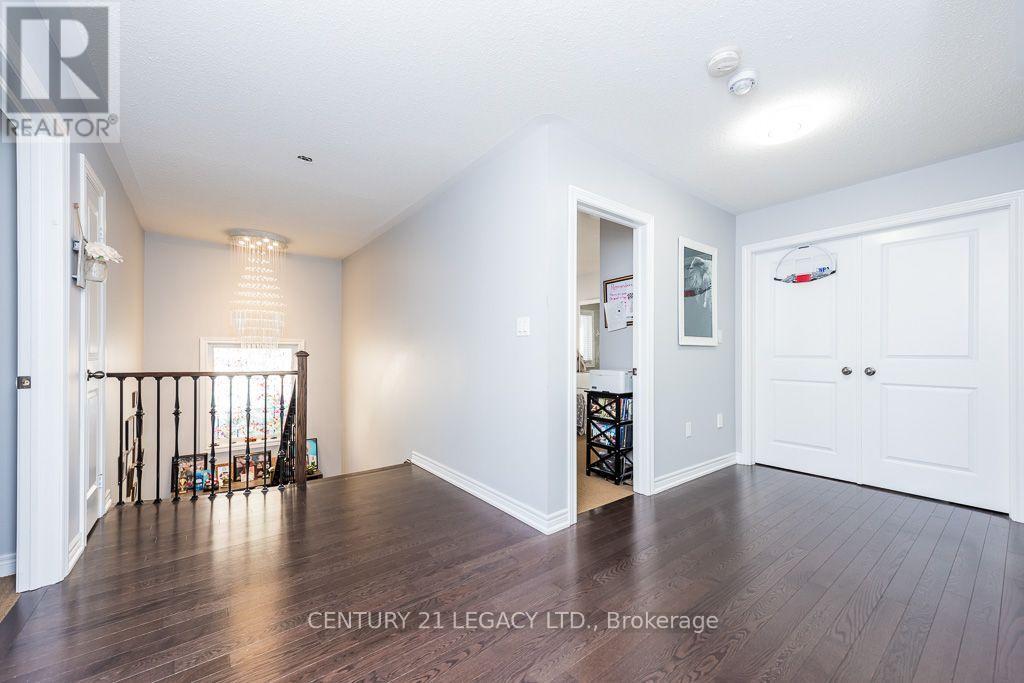 36 Monument Trail Property Photo 42