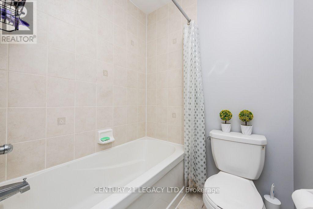 36 Monument Trail Property Photo 45