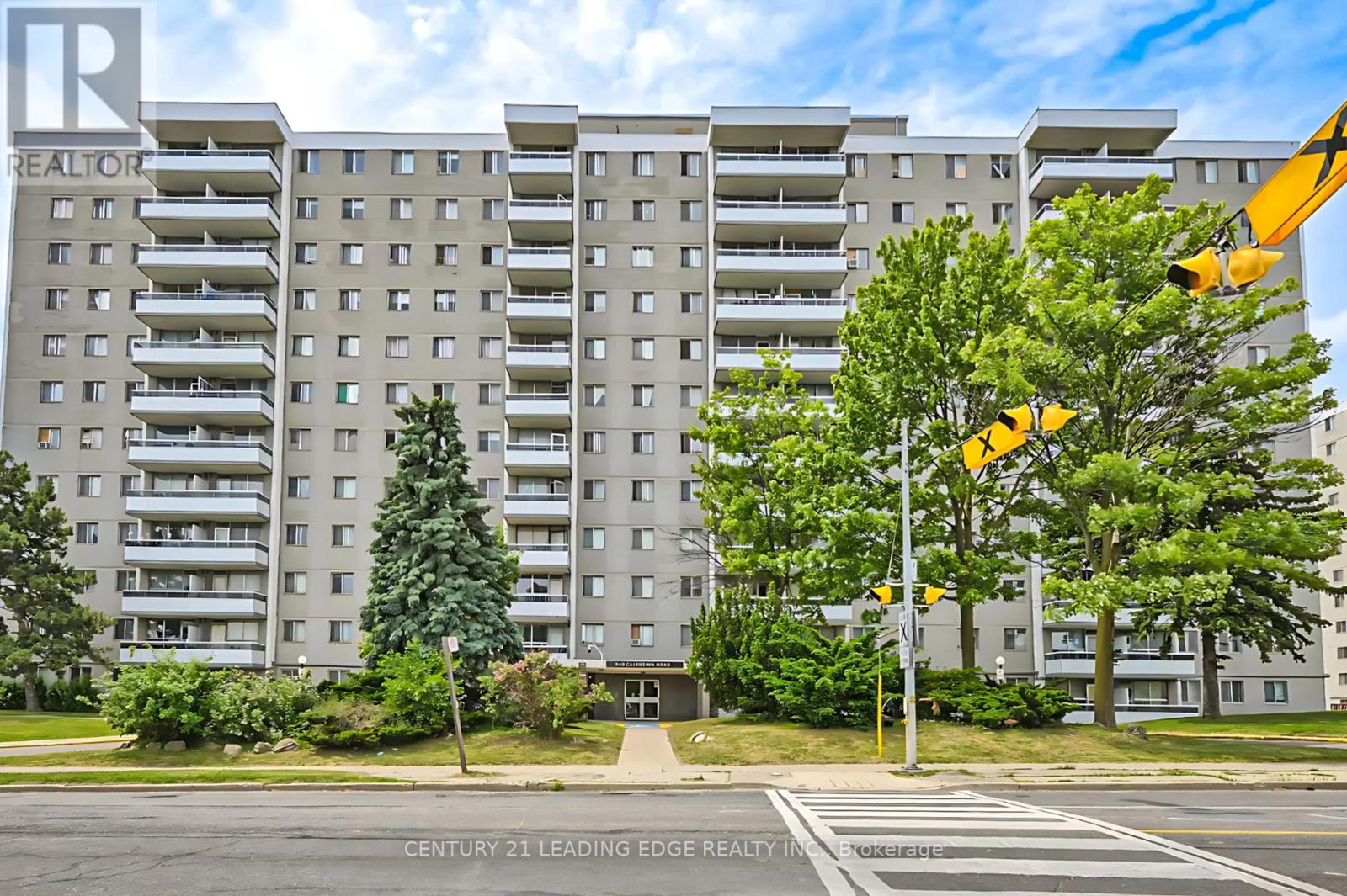 611 - 940 CALEDONIA ROAD Property Photo 1