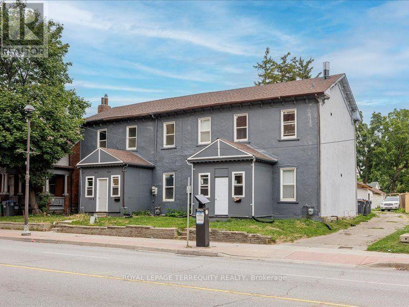 Flat #1 - 164 Main Street N Property Photo 3