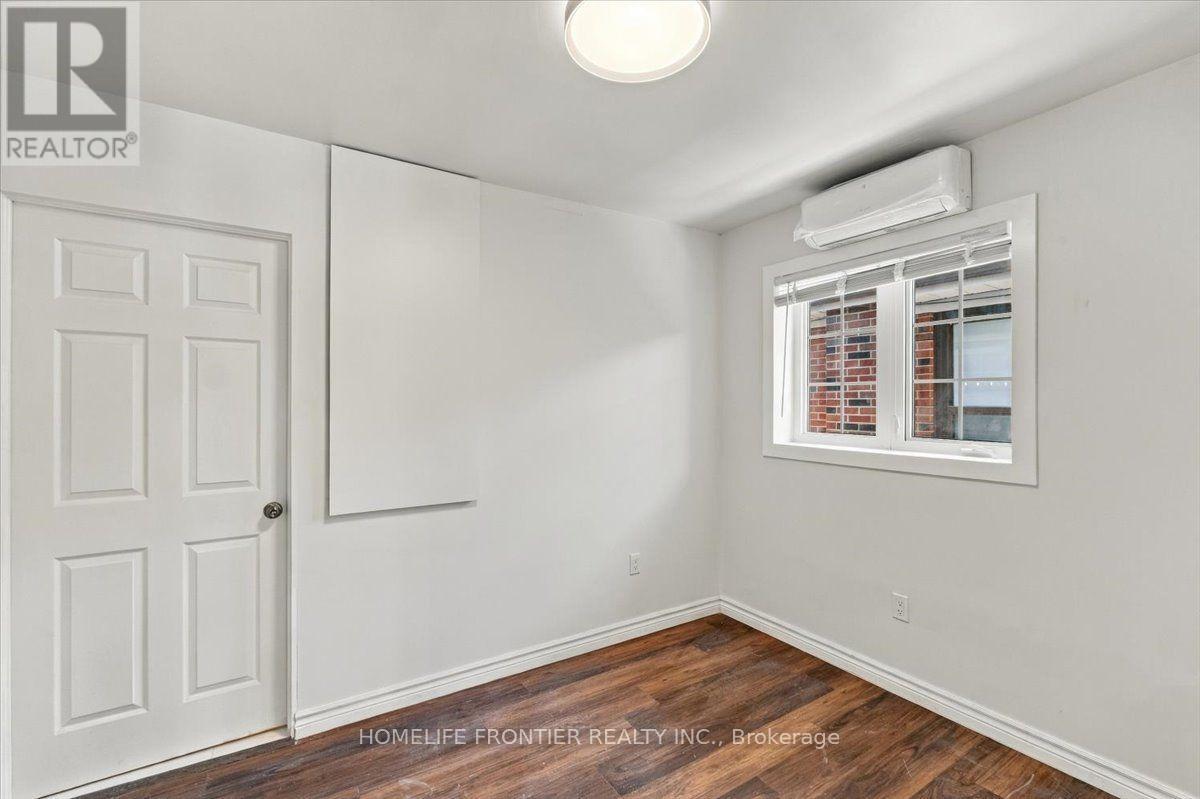 Unit 2 - 99 Regent Road Property Photo 4