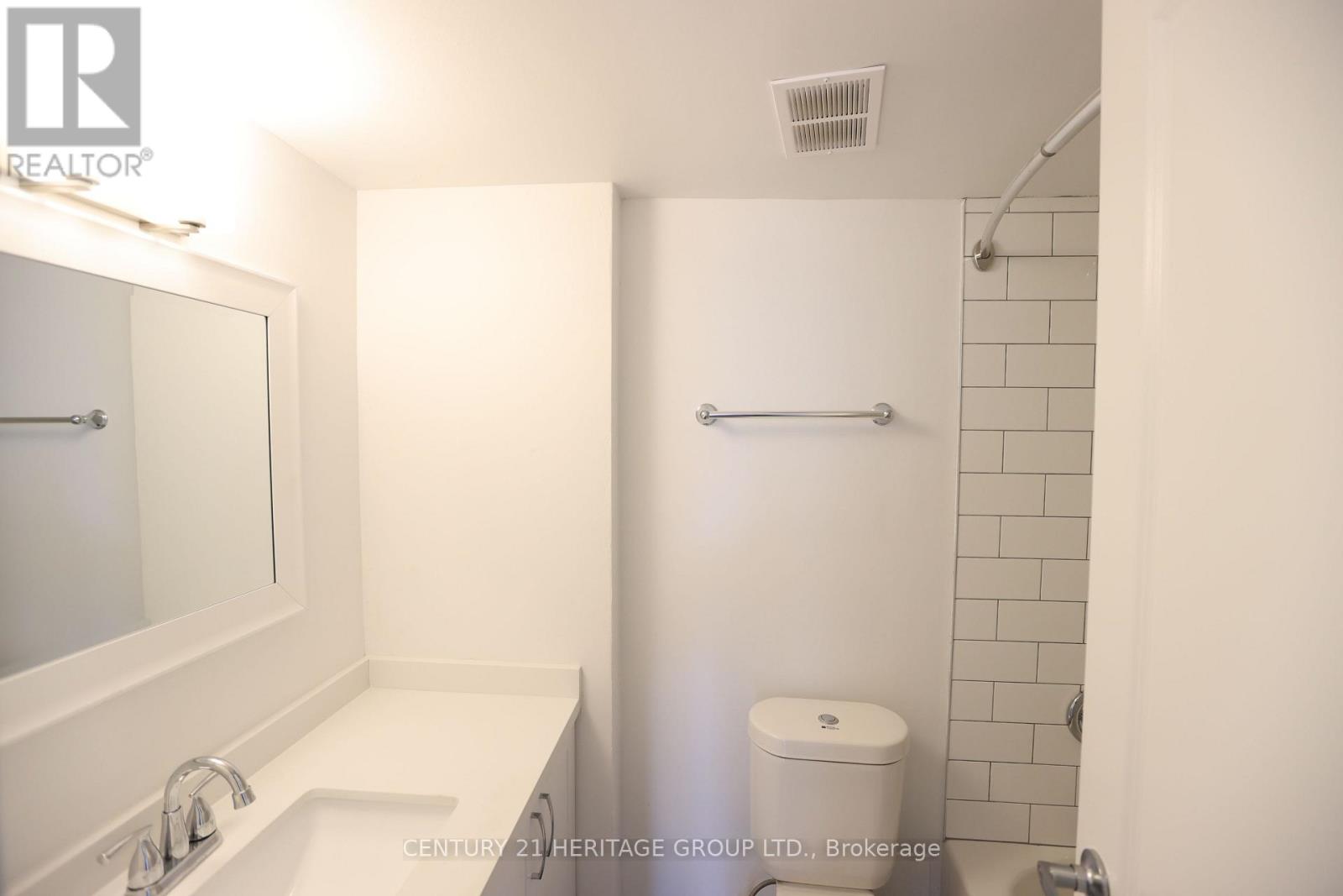 702 - 41 Garfella Drive Property Photo 9