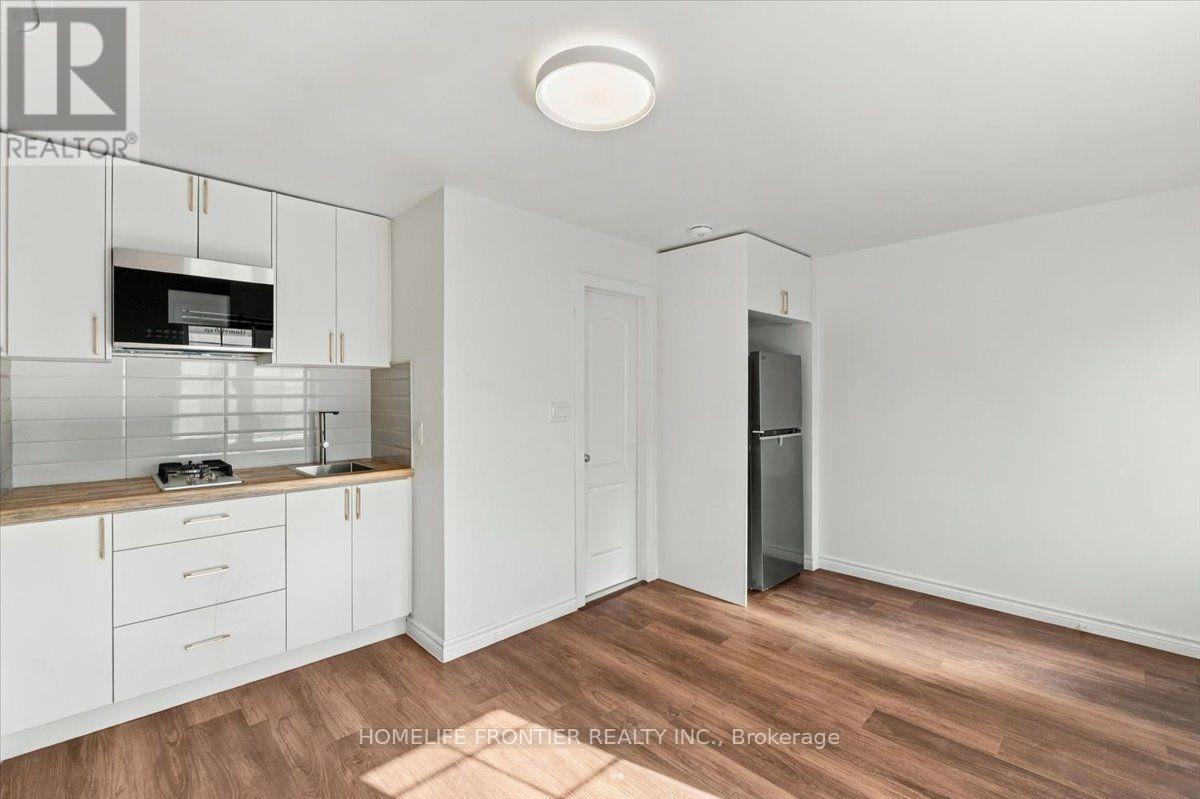 Unit 4 - 99 Regent Road Property Photo 2