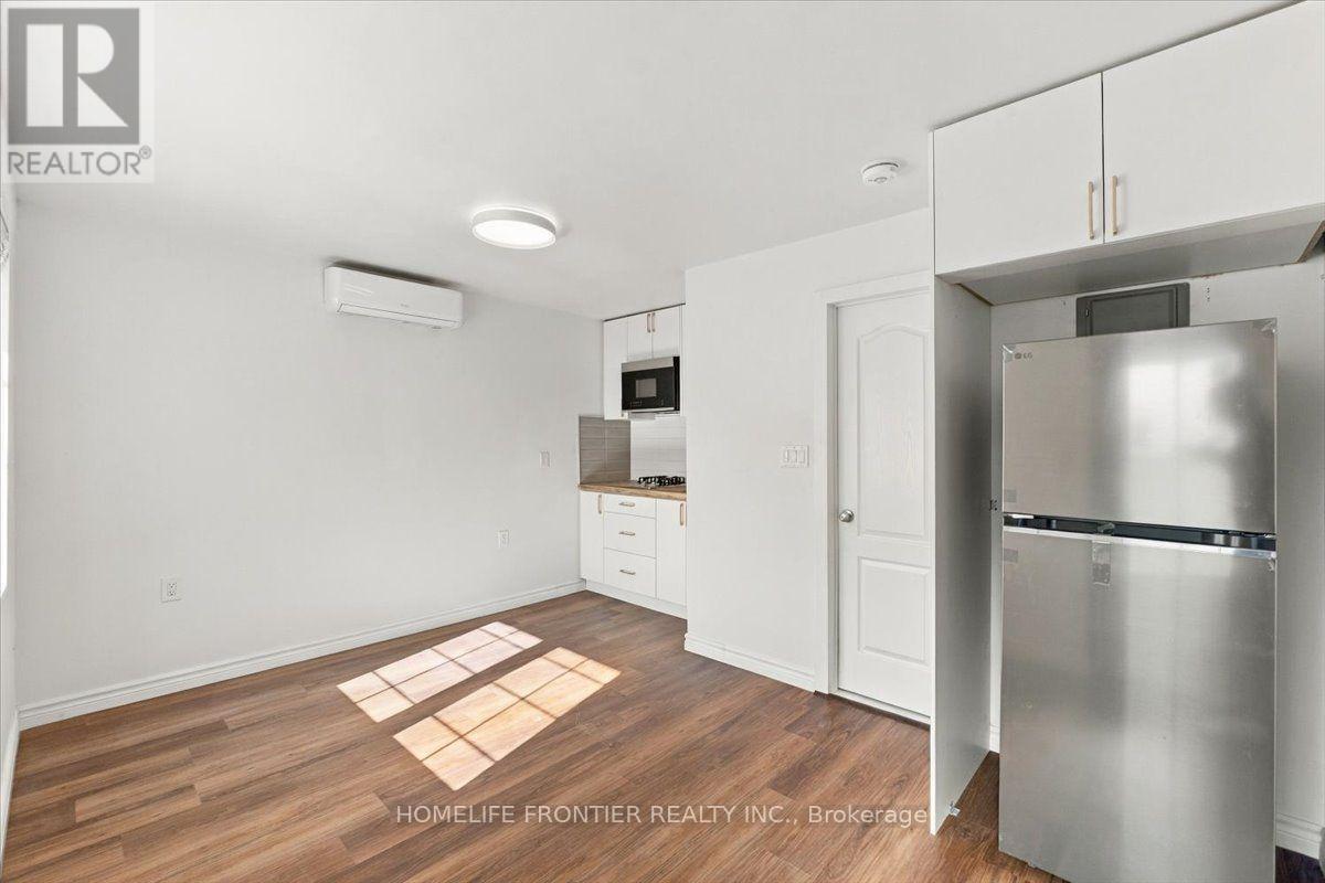 Unit 4 - 99 Regent Road Property Photo 3