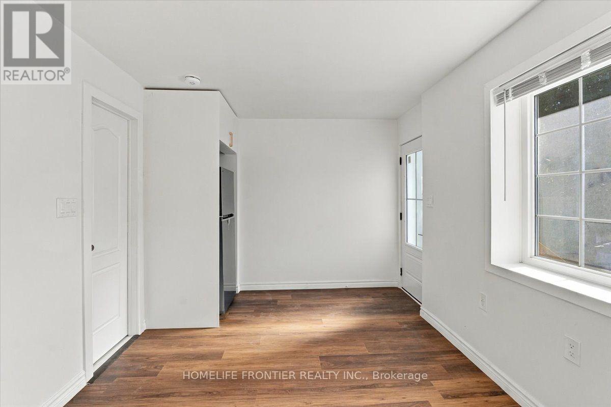 Unit 4 - 99 Regent Road Property Photo 5
