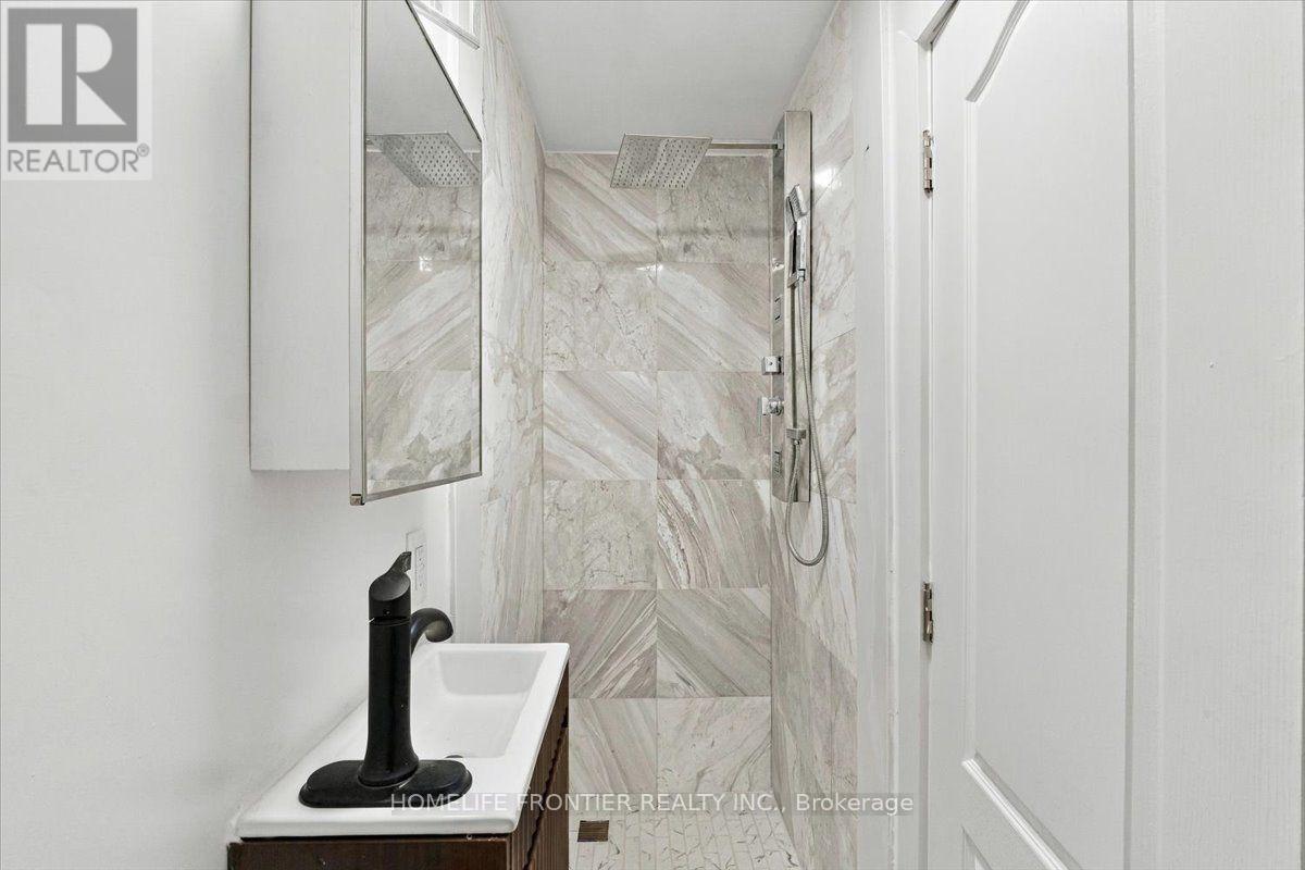 Unit 4 - 99 Regent Road Property Photo 7