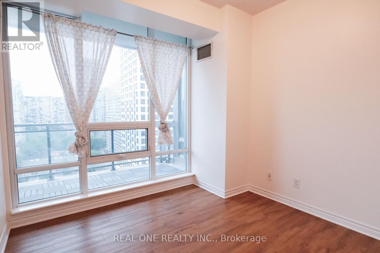 1608 - 3525 Kariya Drive Property Photo 10