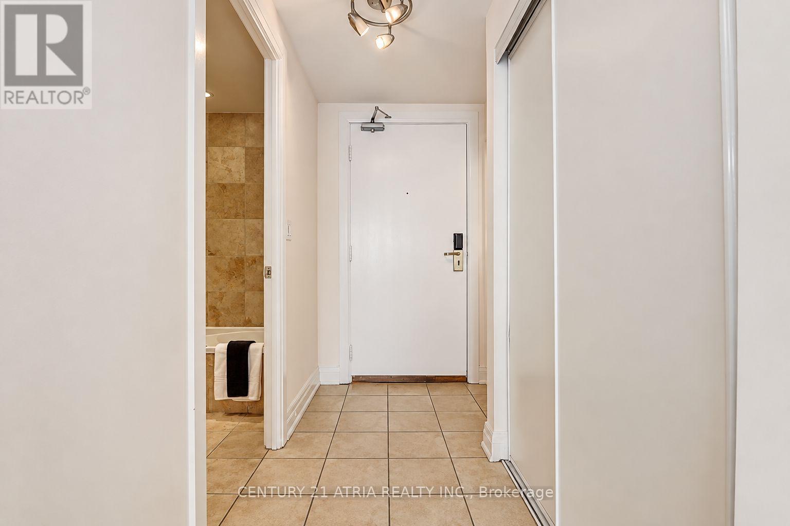 911 - 2737 Keele Street Property Photo 3