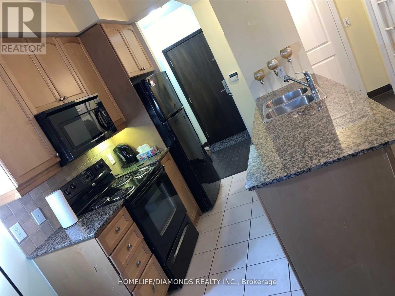 401 - 80 Absolute Avenue Property Photo 7